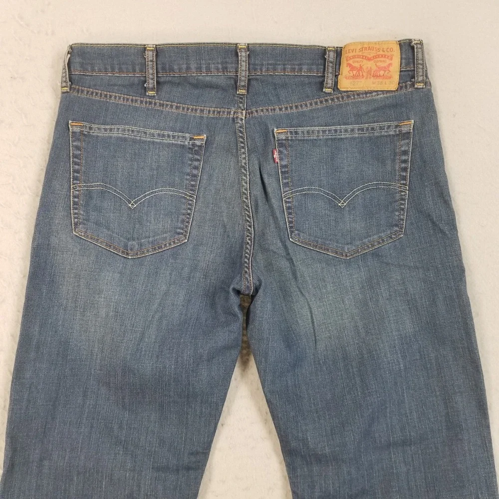 Levis levi 527